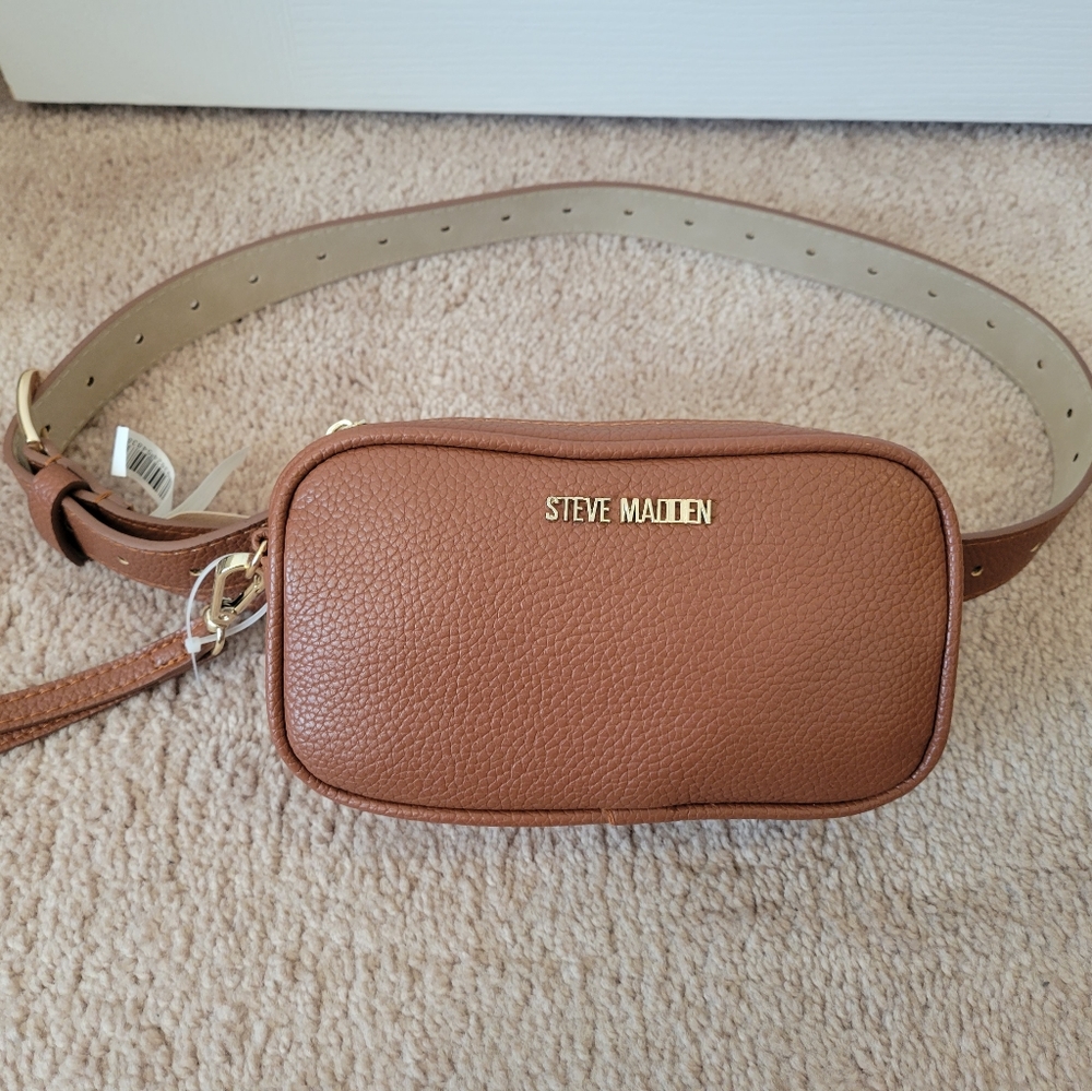 Steve Madden belt bag/wristlet